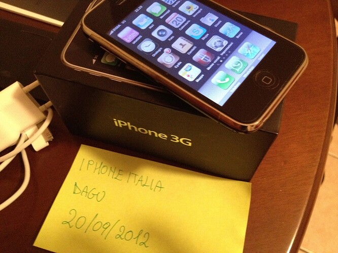 iphone2.JPG